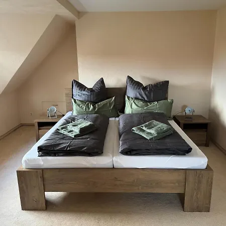 Apartment 205 Qm Traumtor Mit Sauna, Whirlpool, Kamin Und 3 Terrassen Mit Blick In Böhmisch Sächsische Schweiz Dresden